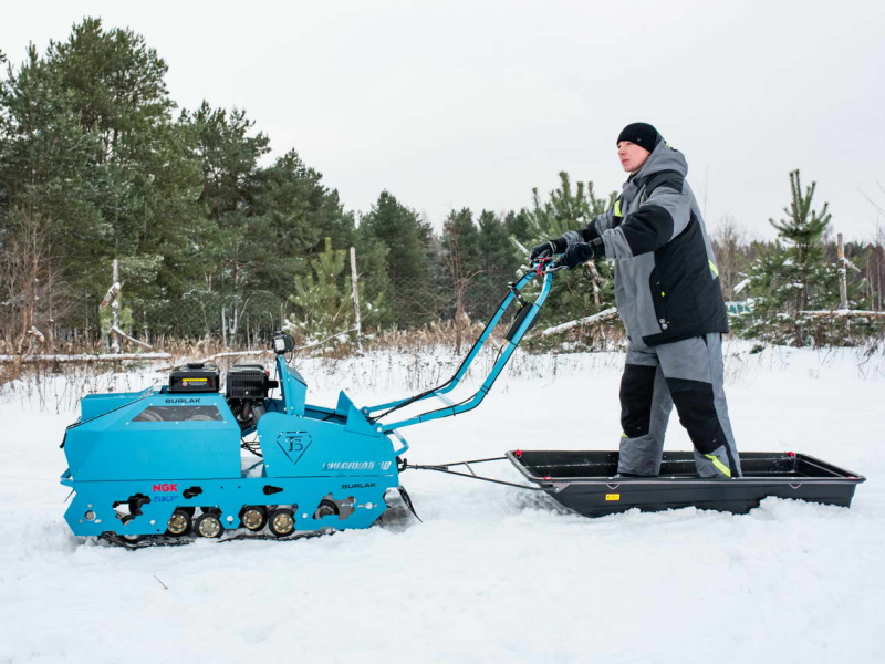 Мотобуксировщик Таёжник