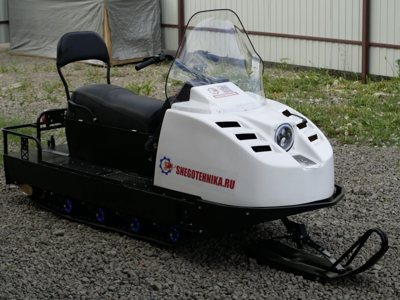 Снегоход 4Т с закрытой рамой