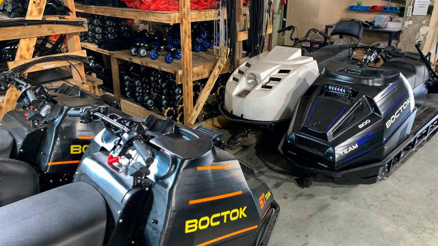 Снегоходы на базе две гусеницы одна лыжа